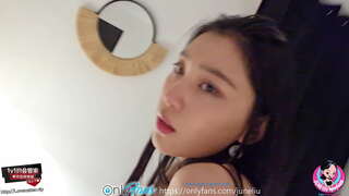 حزيران / يونيه ليو / SpicyGum - محلية الصنع مقرنة مع الطالب الصيني