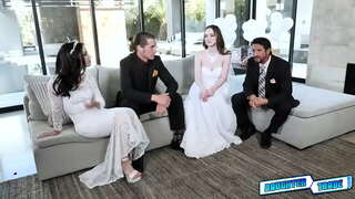 ���่ช่วยเหลือพวกเขา stepdaughters เฮมัวร์และ Jazmin Luv ต้องมีเซ็กส์ความรู้