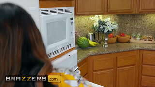 Www.brazzers.xxx/gift - kopiëren en bekijk de volledige Lulu Chu video Www.brazzers.xxx/gift - kopiëren en bekijk de volledige Lulu Chu video