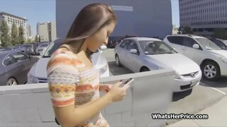 ���ಡೆದ ಮತ್ತು ನಾಶವಾಗಿದ್ದನು ಮಸಾಲೆ ಲ್ಯಾಟಿನಾ ಮೋಹನಾಂಗಿ