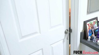 Остани у Дома ОТ първо ЛИЦЕ - Ребека