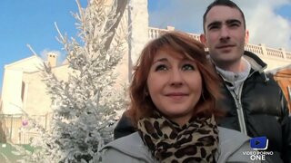 Jeune et jolie elle se fait baiser par sin mec